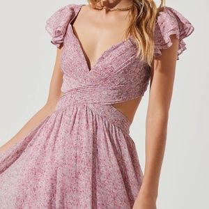 Astr The Label Primrose Strappy Back Maxi Dress (XS) - NEW WITH TAGS